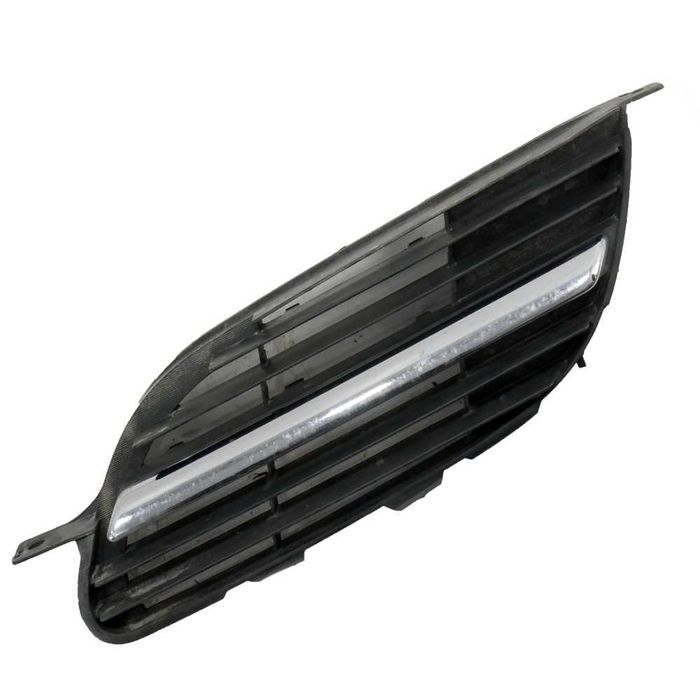 Решетка Nissan Almera Tino (V10)  ID: 157905