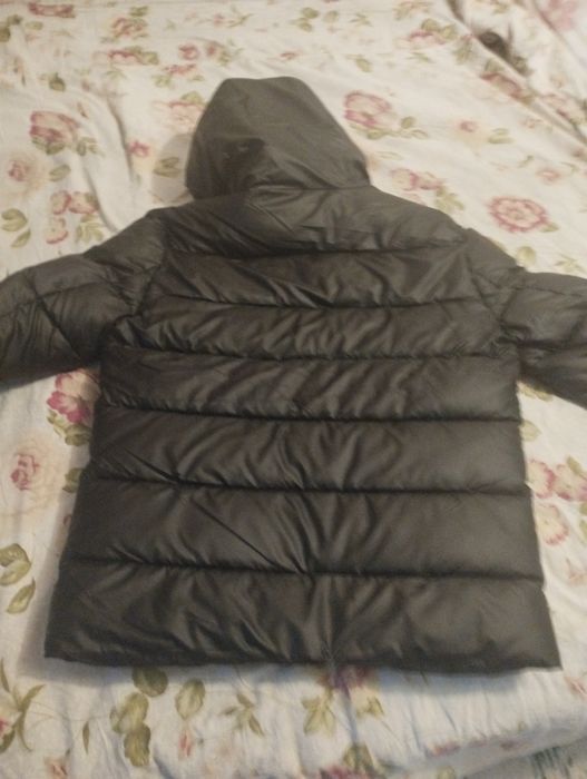 Продам куртку мужскую  качество хорошее