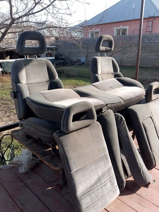 Мазда сидения бар