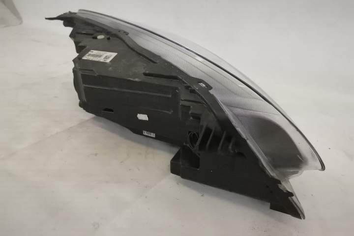 Ляв фар Оригинален Led и Халоген Счупена щипка Форд Куга 3 / Ford Kuga