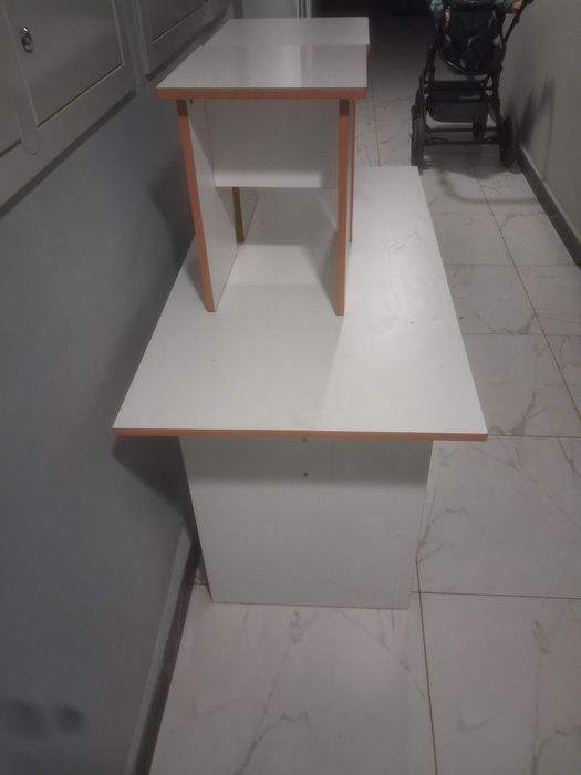 Продам стол 2 стула