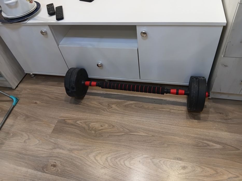 Продам тумбу под телевизор