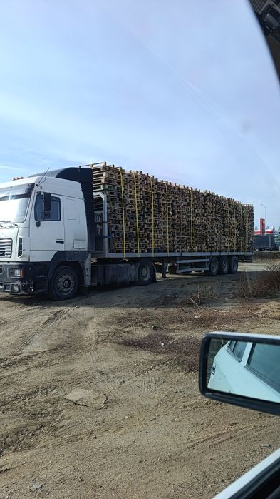 Поддоны и палеты