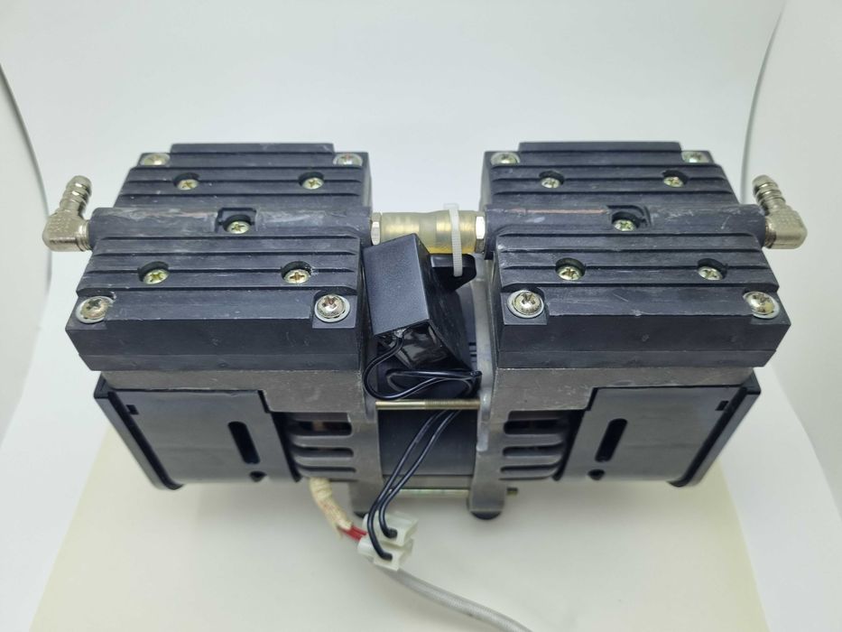 Вакуум помпа Diaphragm Vacuum Pump TC-100 AC Series