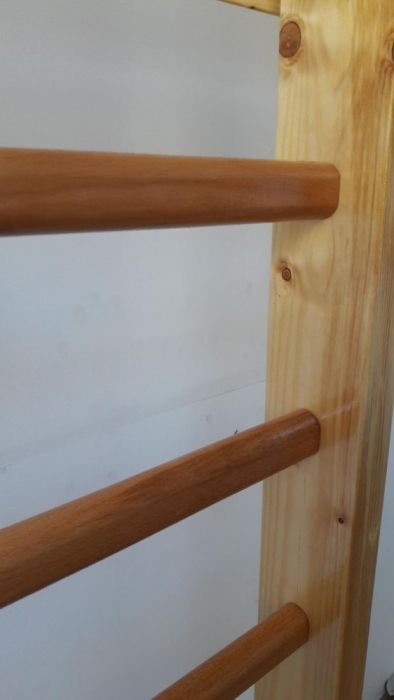 Spalier gimnastica medicala 200/70 cm, 9 trepte, lacuit