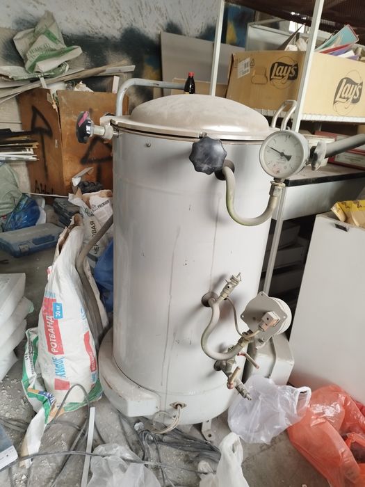 Автоклав почти новый