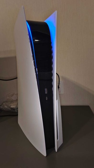 Sony Playstation 5 (PS 5) + Spider man