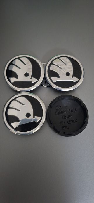 1 set de 4 capacele  jante skoda