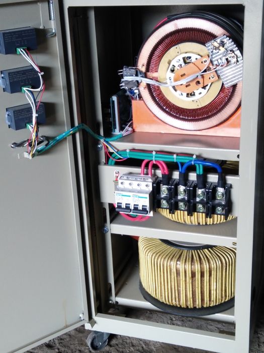 Stabilizator sotiladi ANDELI 15 kva