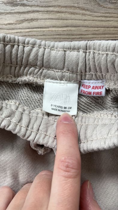 Детски панталончета на ZARA