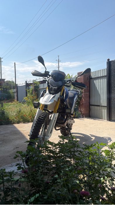 Продам мотоцикл 250