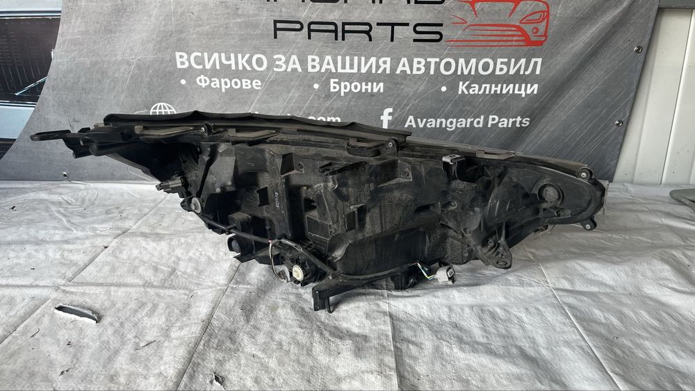 Ляв фар Toyota RAV4 2019-