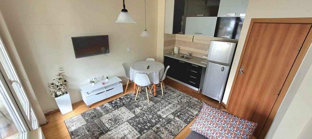 Продава се Двустаен апартамент в София, Белите брези - 60 кв.м за 3500 €/кв.м - Снимка #1