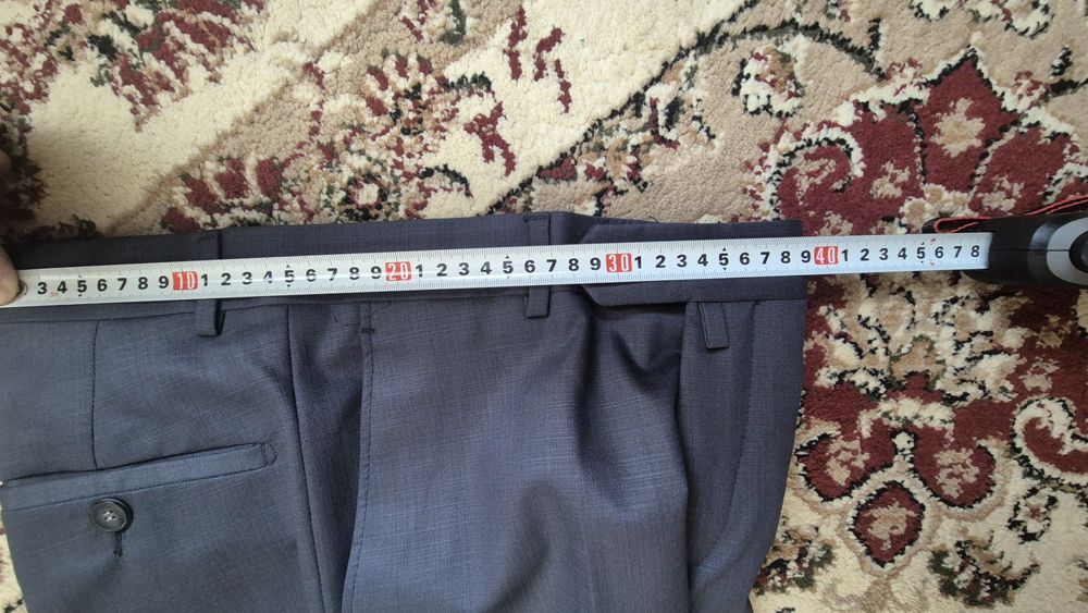 Продам костюм 46 р-р