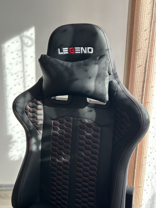 Scaun gaming Legend in stare impecabila