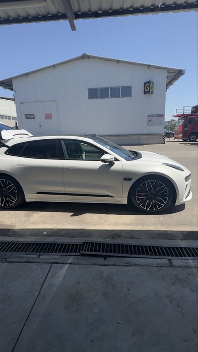 Срочно Цена снижена!!! Zeekr 001 YOU Z-sport AWD 2025 full