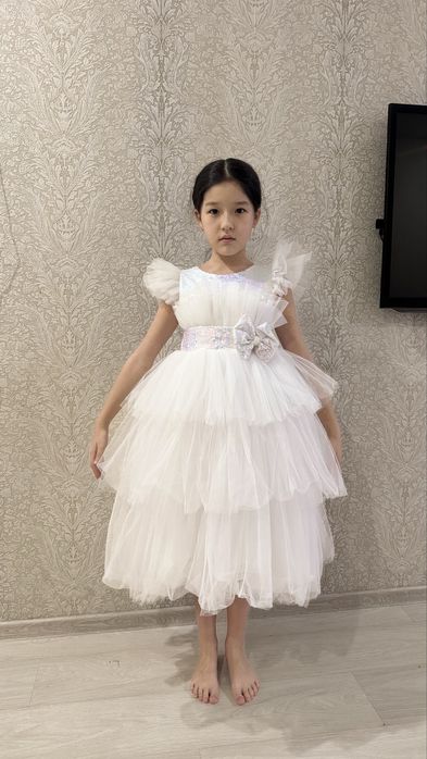 Продам платье нарядное