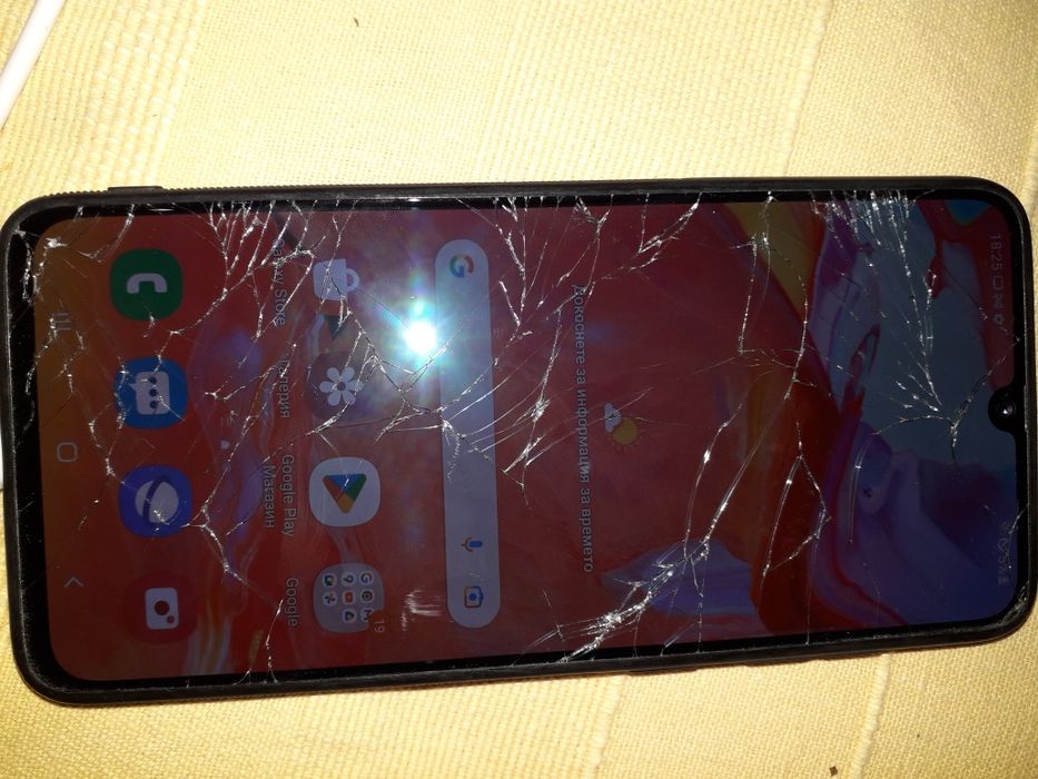 SamsungA70 телефон