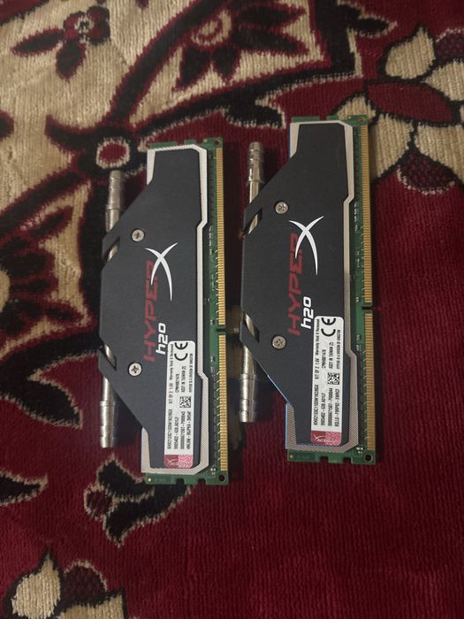Vand 2 placute de ram de  4gb ddr3