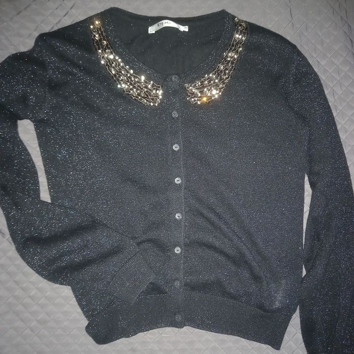 Продам кофточки разные