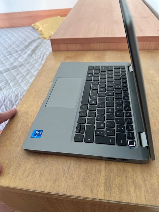 Dell Latitude 5320 - full touch screen, 32GB RAM, i7 pro