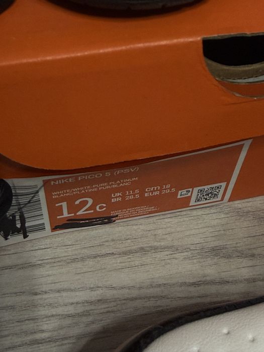 Продам детскую обувь 28-29 размер