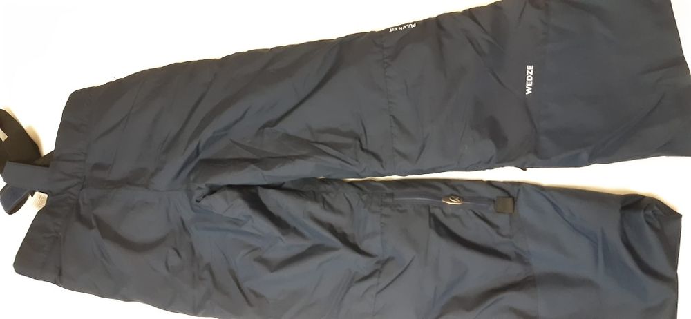 Vand costum de schi Pilo500fete 12ani