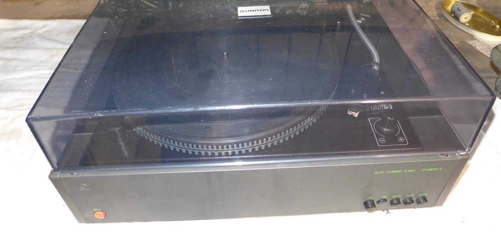 Качествен грамофон Unitra G 602 /1981г. от   комплекта Студио 2