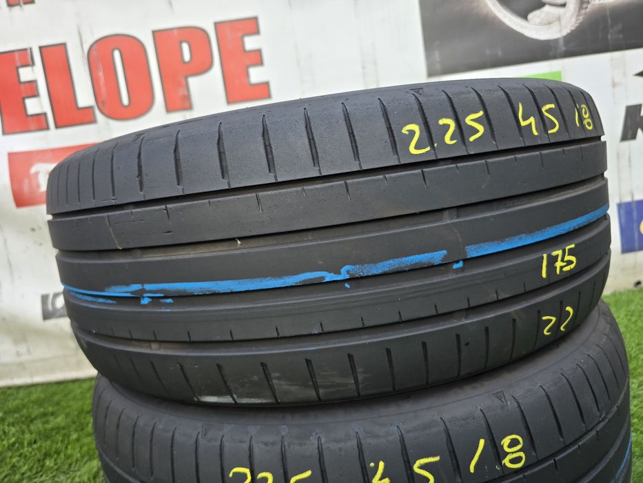 225 45 18 falken