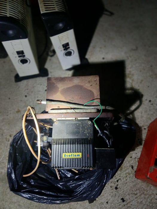 Injector cu suflanta pentru motorina sau ulei ars