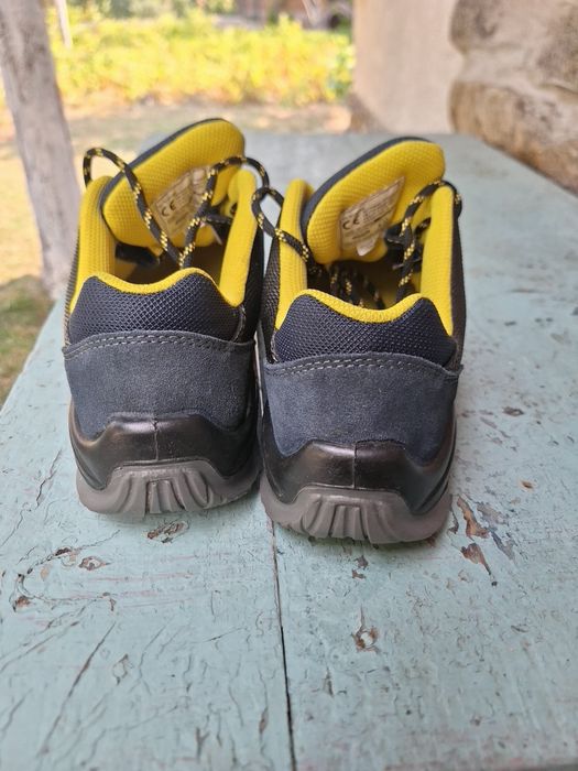 Нови предпазни обувки Diadora Blitz Low S1P SRC