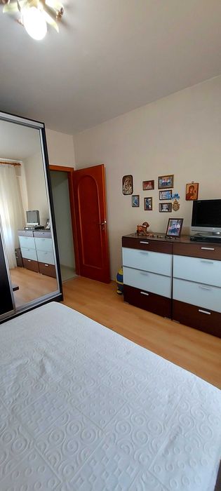 Продава се Четиристаен апартамент в Хасково, Любен Каравелов - 100 кв.м за 1275 €/кв.м - Снимка #13