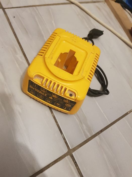 Circular Dewalt DC390