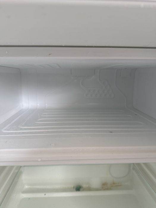 Хладилник със камера Electrolux