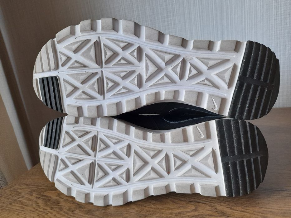 Nike SB маратонки 45 номер.