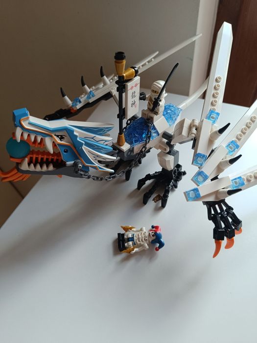 Lego ninjago 2260- Ice dragon attack