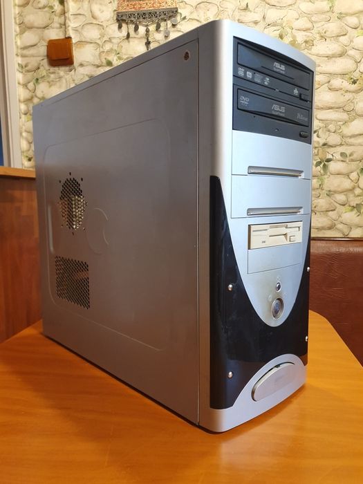 PC / Calculator pentru piese