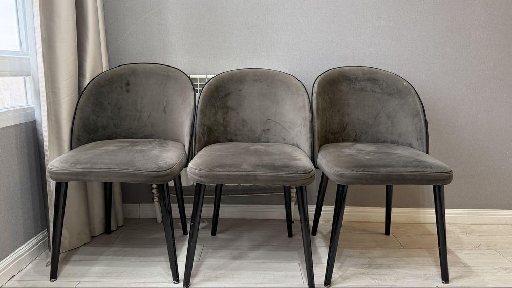 Продаются стулья графит  6 штук