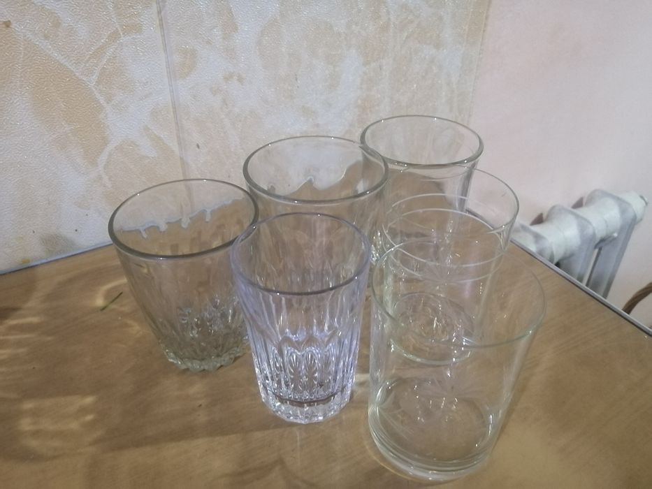 Стаканы, стопки, рюмки