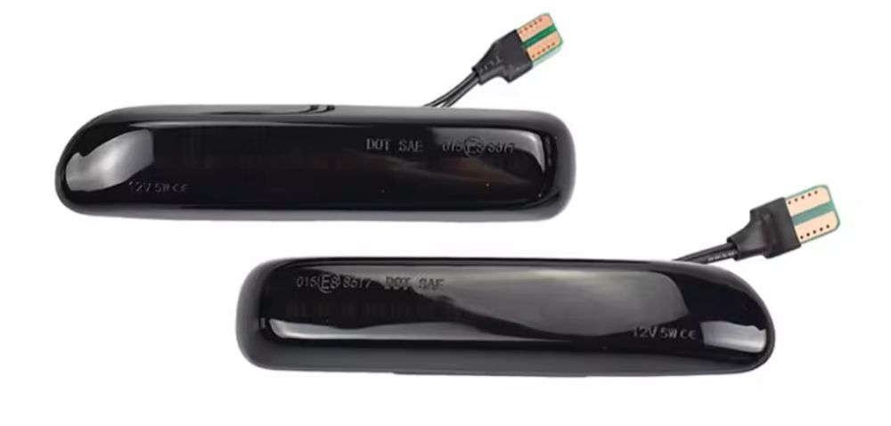 Нови черни Динамични/Бягащи мигачи BMW E46 pre facelift/Преди фейслифт