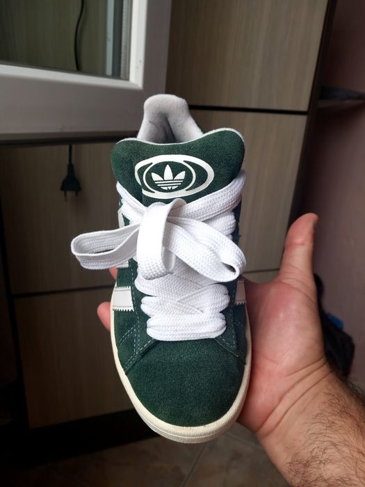 Vand Adidas Campus