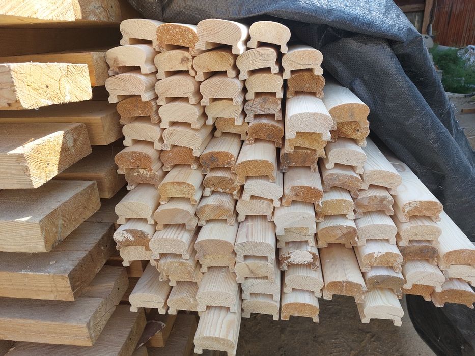 Лестница  ступеньки перила