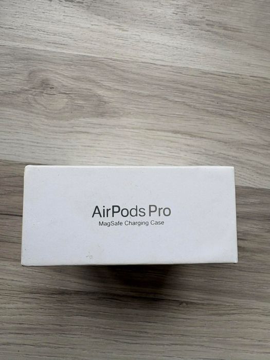 AirPod Pro Mag Safe