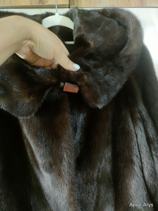 2 норка шуба сатылады