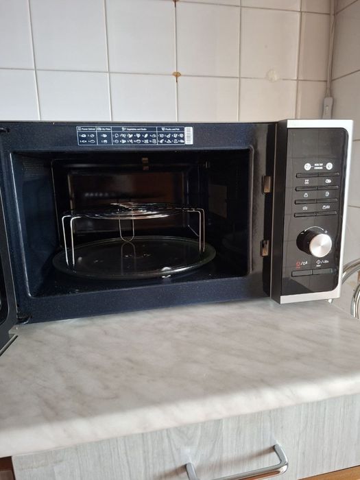 Cuptor microunde cu grill SAMSUNG 23L