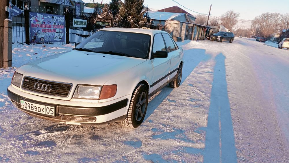 Машина хороший состояние.