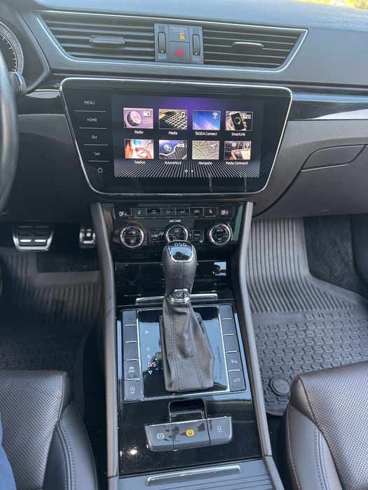 Skoda Superb LAURIN&KLEMENT 2.0 TDI-DSG /Panoramic/Ventilatie