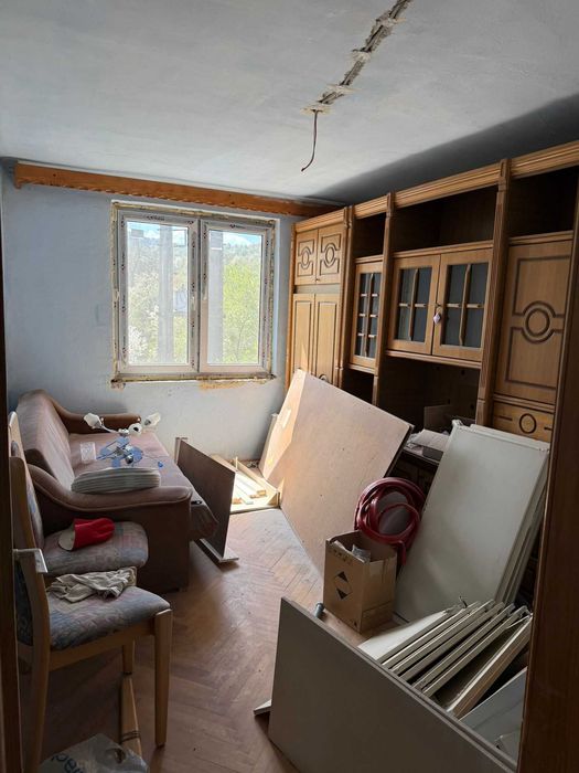 Apartament Suncuius pregatit de renovare