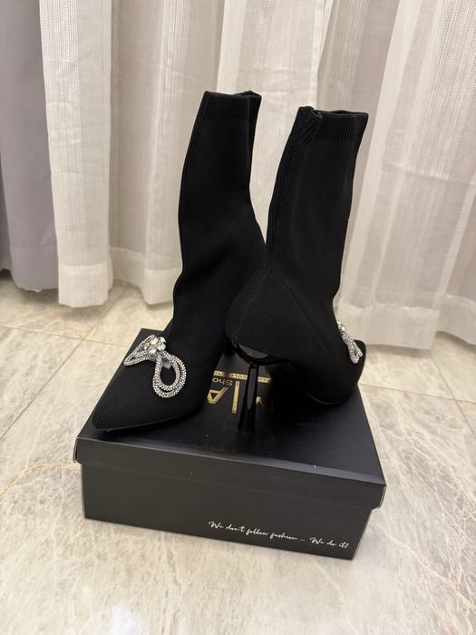 Дамски боти тип чорап