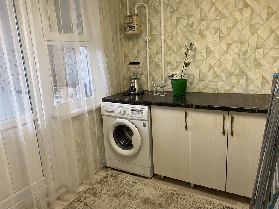 Суточная квартира. Мкр восток.